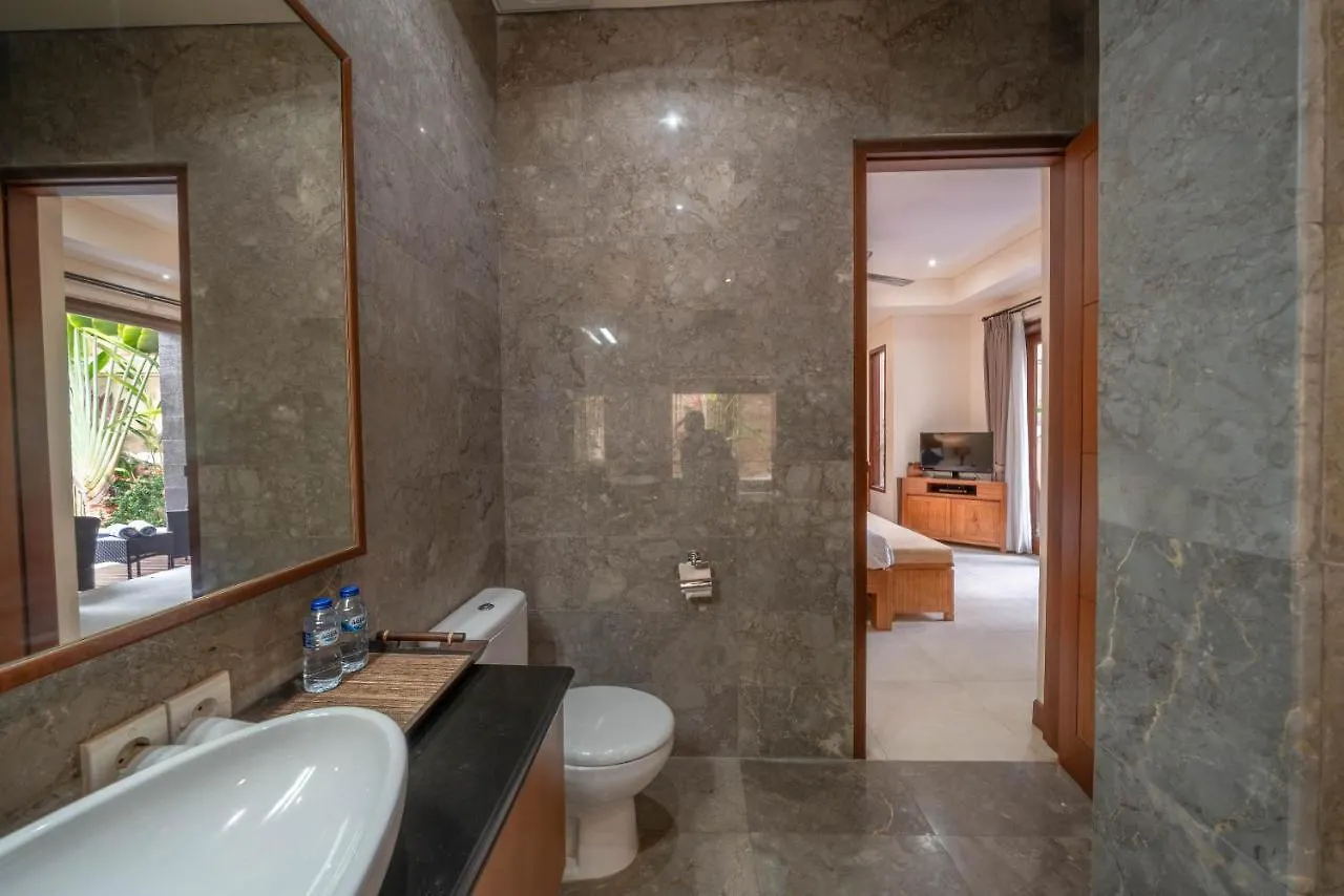 Villa Seacluded 1 - 3Br Villa In Central Seminyak - Large Pool