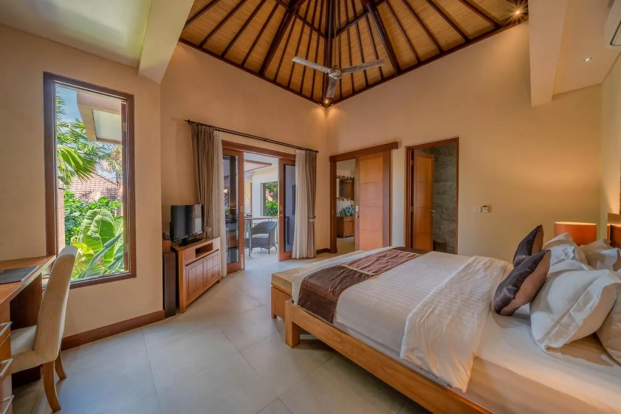 Villa Seacluded 1 - 3Br Villa In Central Seminyak - Large Pool