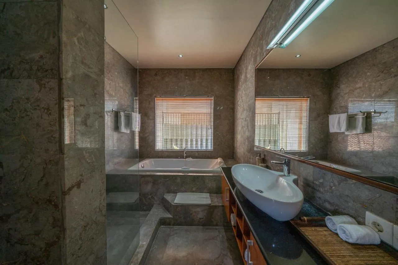 Villa Seacluded 1 - 3Br Villa In Central Seminyak - Large Pool